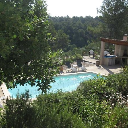 Les Hauts Des Materonnes Tourves Exterior photo