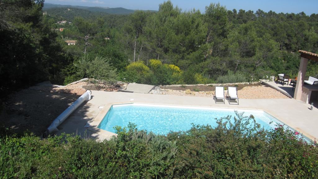 Les Hauts Des Materonnes Tourves Exterior photo